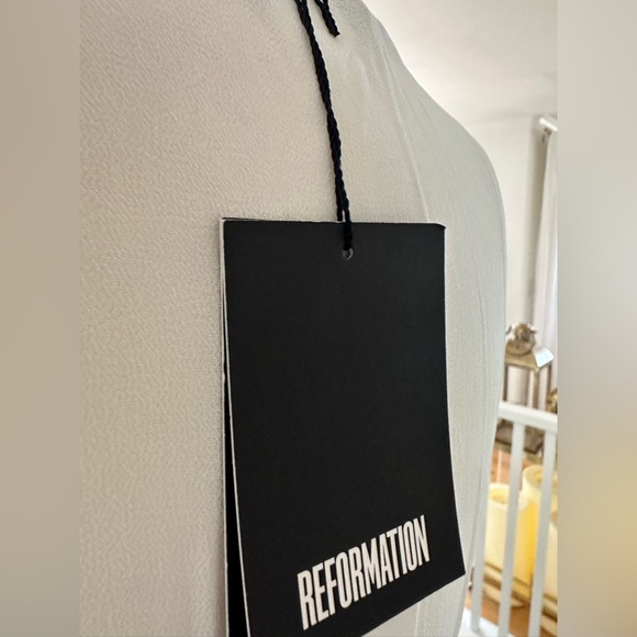 NWT Reformation Thea Wrap Gown / Dress in Ivory / Off White Medium - Picture 10 of 13